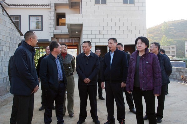 20211108张太原到昭阳区调研 (2)_副本.jpg 20211108张太原到昭阳区调研 (2)_副本.jpg