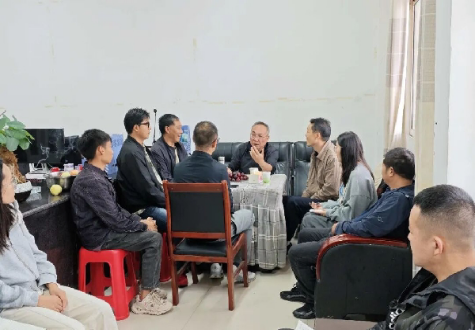 王斌在挂联党支部讲授专题党课时强调 树立和践行正确政绩观 把群众满意作为最大追求