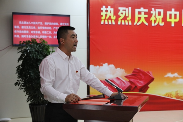 C:\Users\Lenovo\Desktop\71f\IMG_2599_副本.jpg
