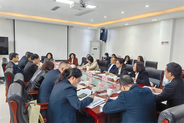427代表座谈会.jpg