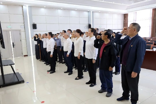 20260701七一市人大2.jpg